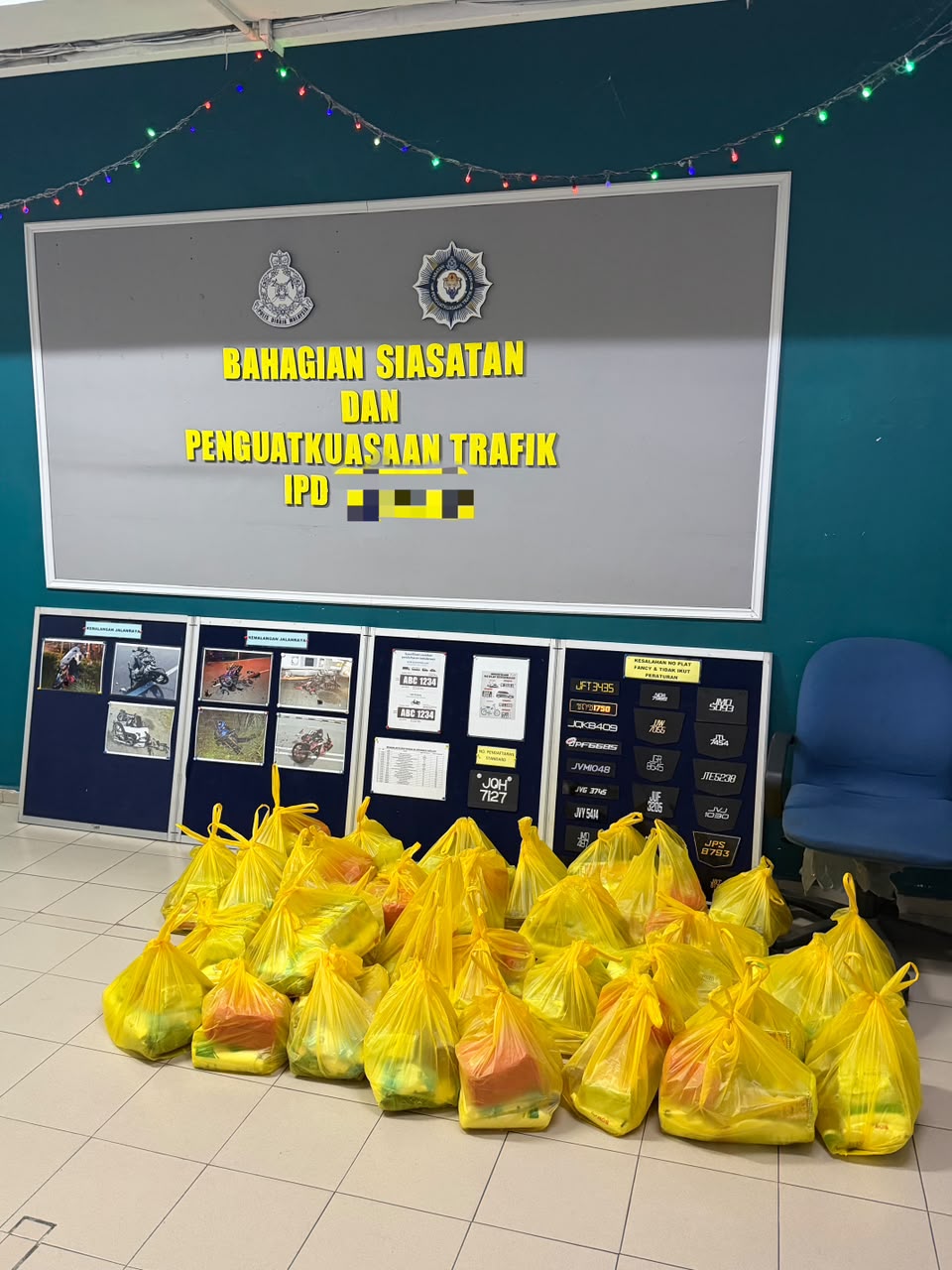 Maju Stallion Sumbangan at Bahagian Siasatan Dan Penguatkuasaan Trafik IPD Johor